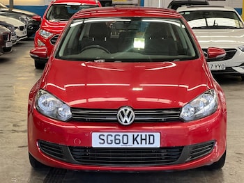 Used Volkswagen Golf 2010 for sale - 77174748: Photo