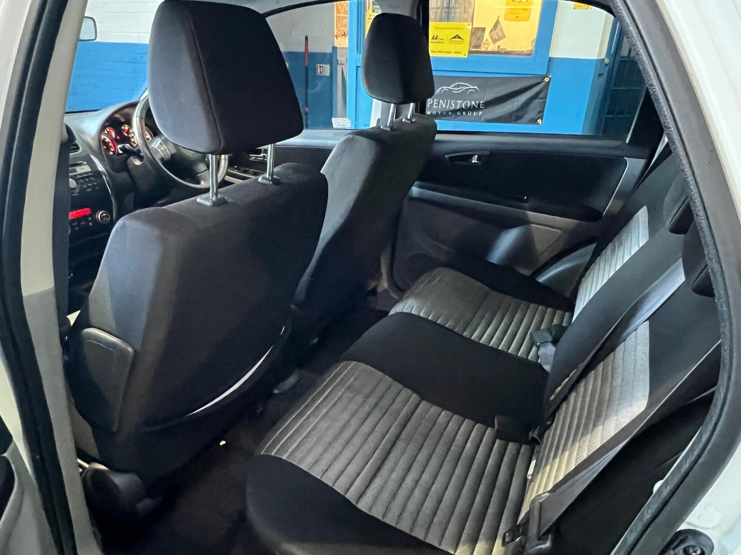 Used Suzuki SX4 2010 for sale - 77216335: Photo 18