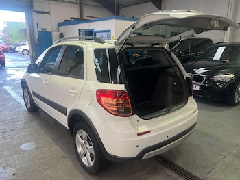 Used Suzuki SX4 2010 for sale - 77216335: Photo