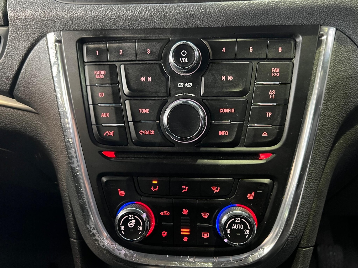 Used Vauxhall Mokka 2015 for sale - 76657374: Photo 26