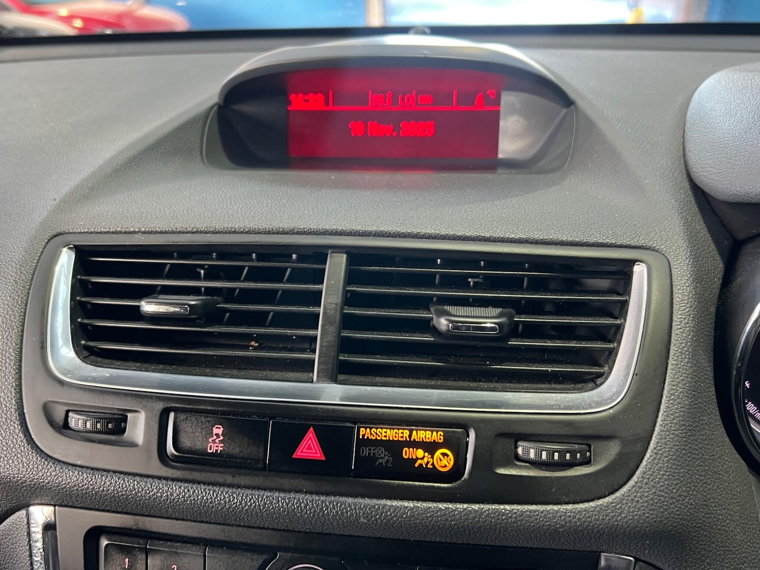 Used Vauxhall Mokka 2015 for sale - 76657374: Photo 27