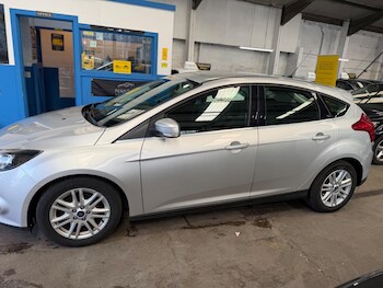 Used Ford Focus 2013 for sale - 78695480: Photo