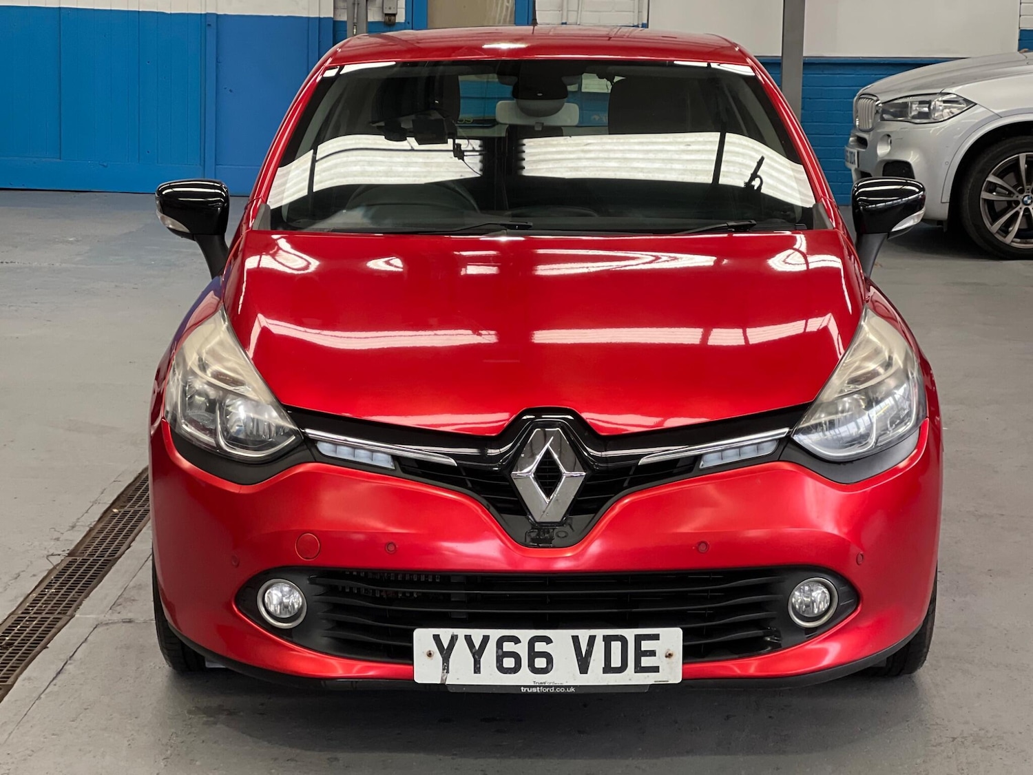 Used Renault Clio 2016 for sale - 76619691: Photo 3