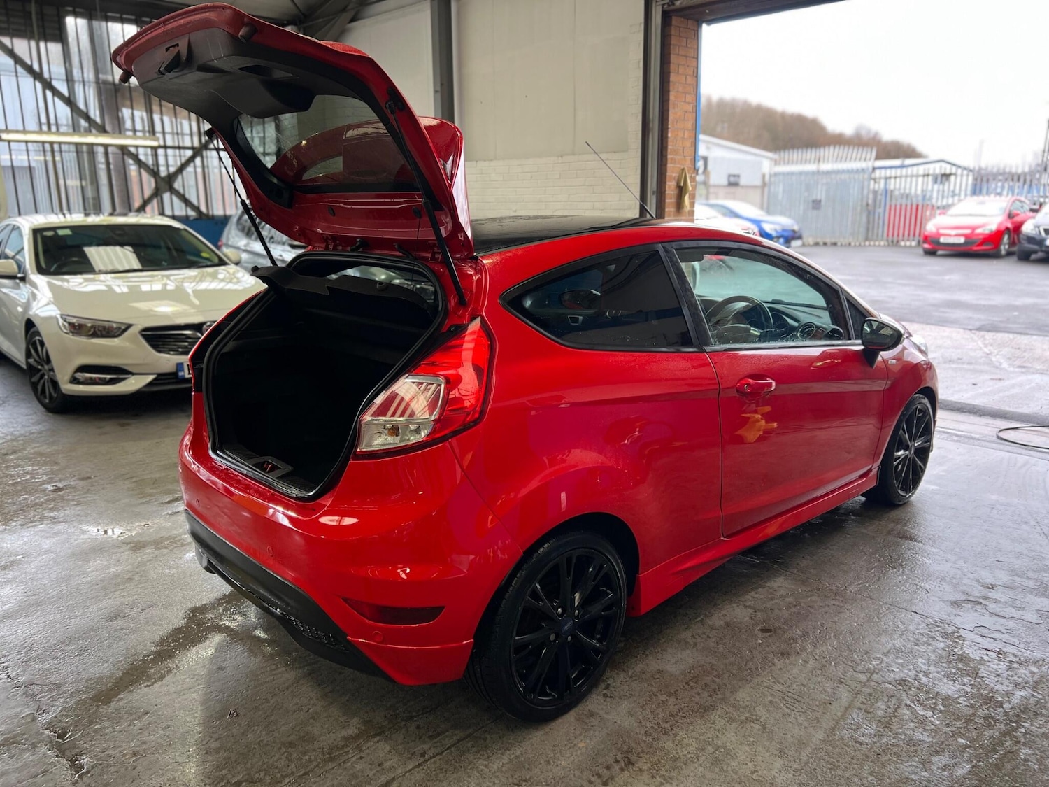 Used Ford Fiesta 2017 for sale - 77314943: Photo 33