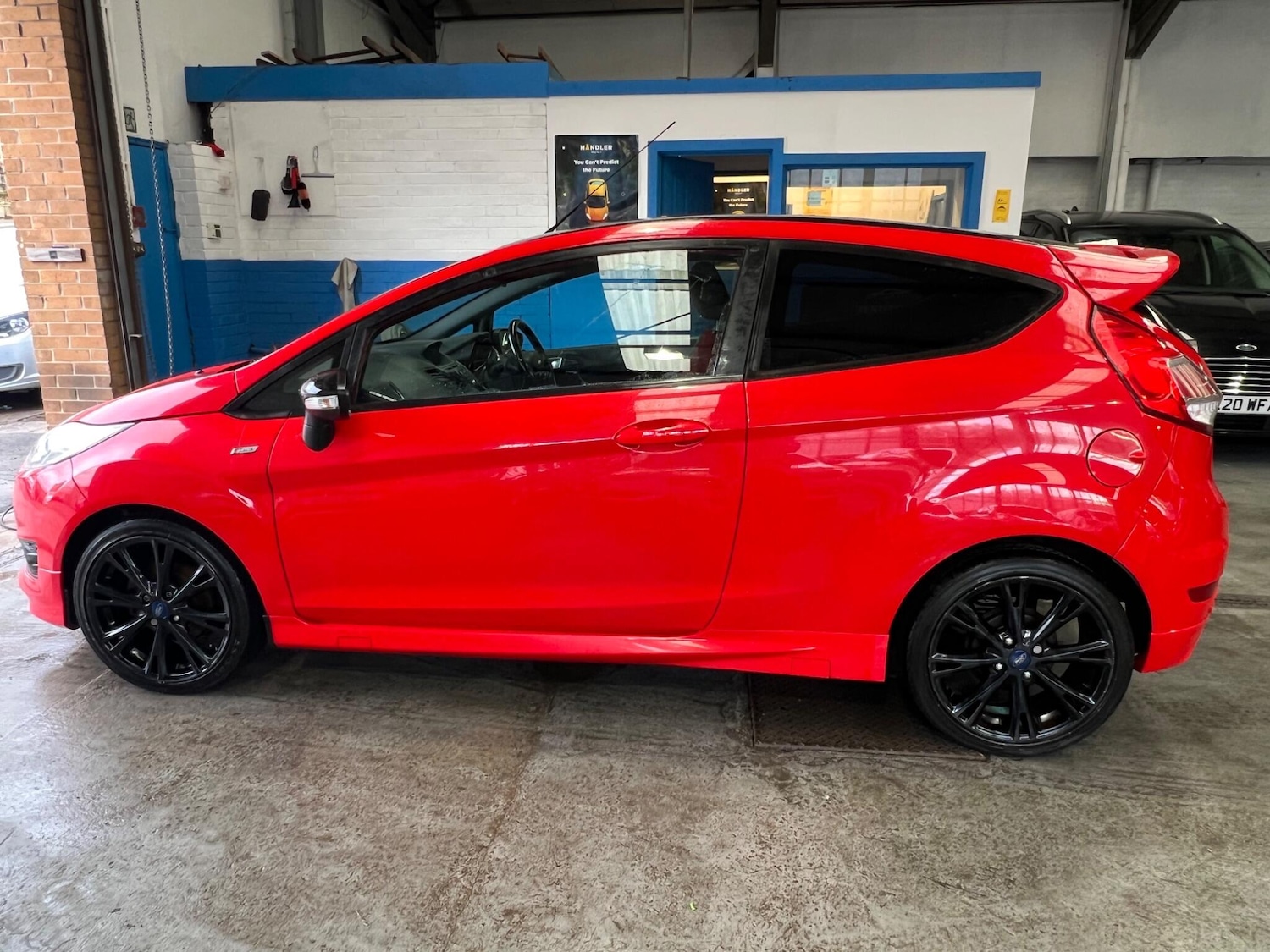 Used Ford Fiesta 2017 for sale - 77314943: Photo 4