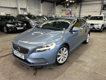 Used Volvo V40 2017 for sale - 78866717: Photo