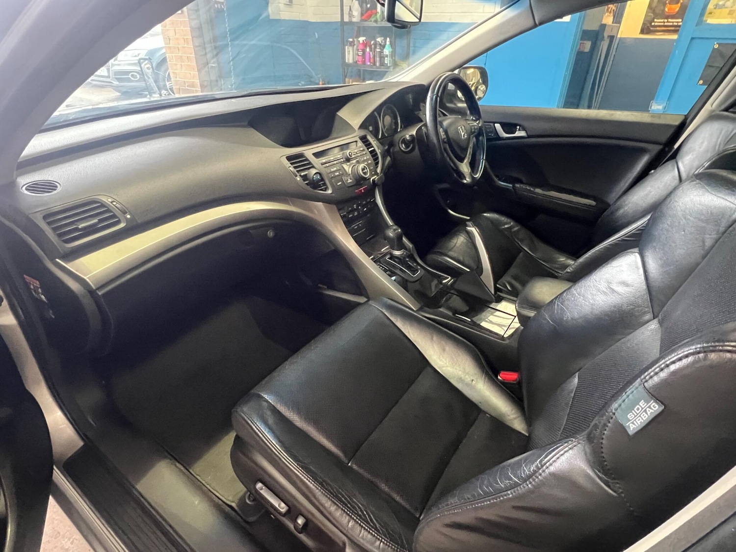 Used Honda Accord 2009 for sale - 78063090: Photo 30