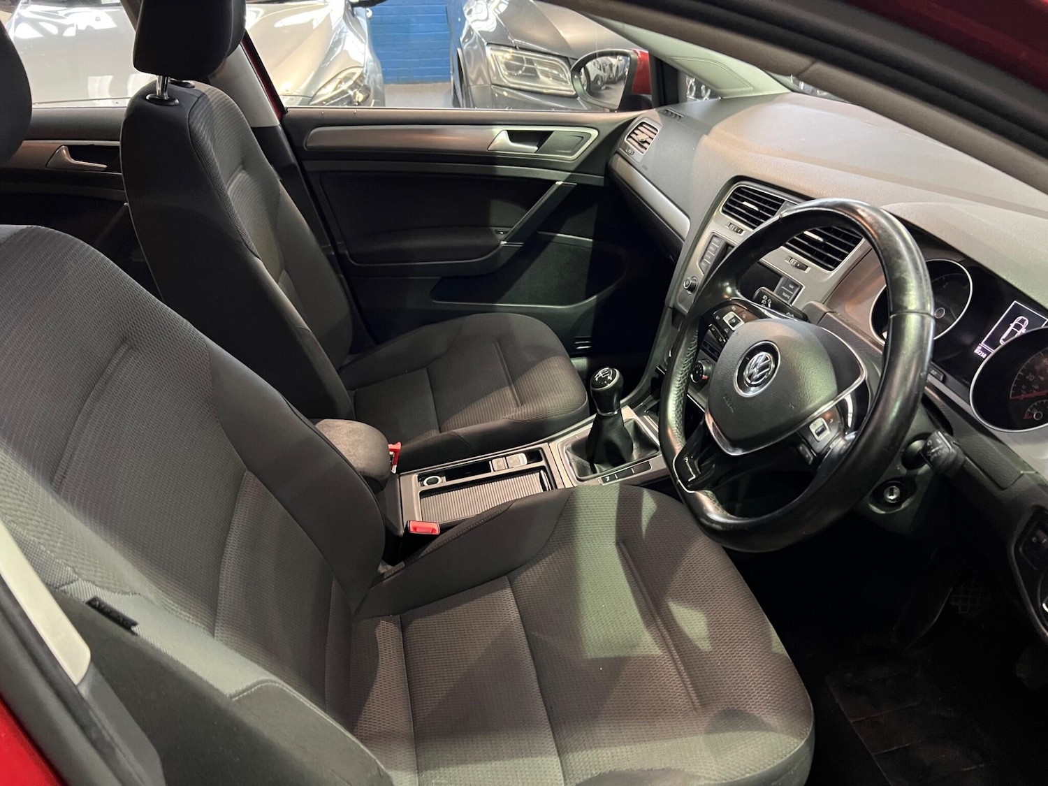 Used Volkswagen Golf 2016 for sale - 77290592: Photo 47