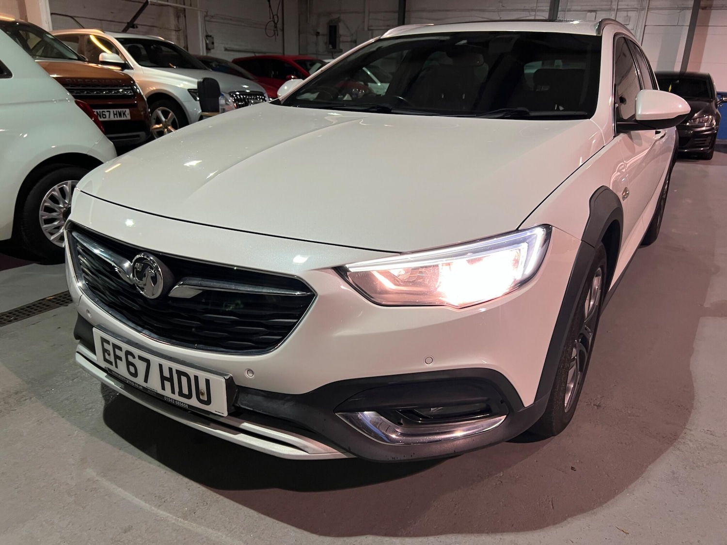 Used Vauxhall Insignia 2018 for sale - 77155923: Photo 10