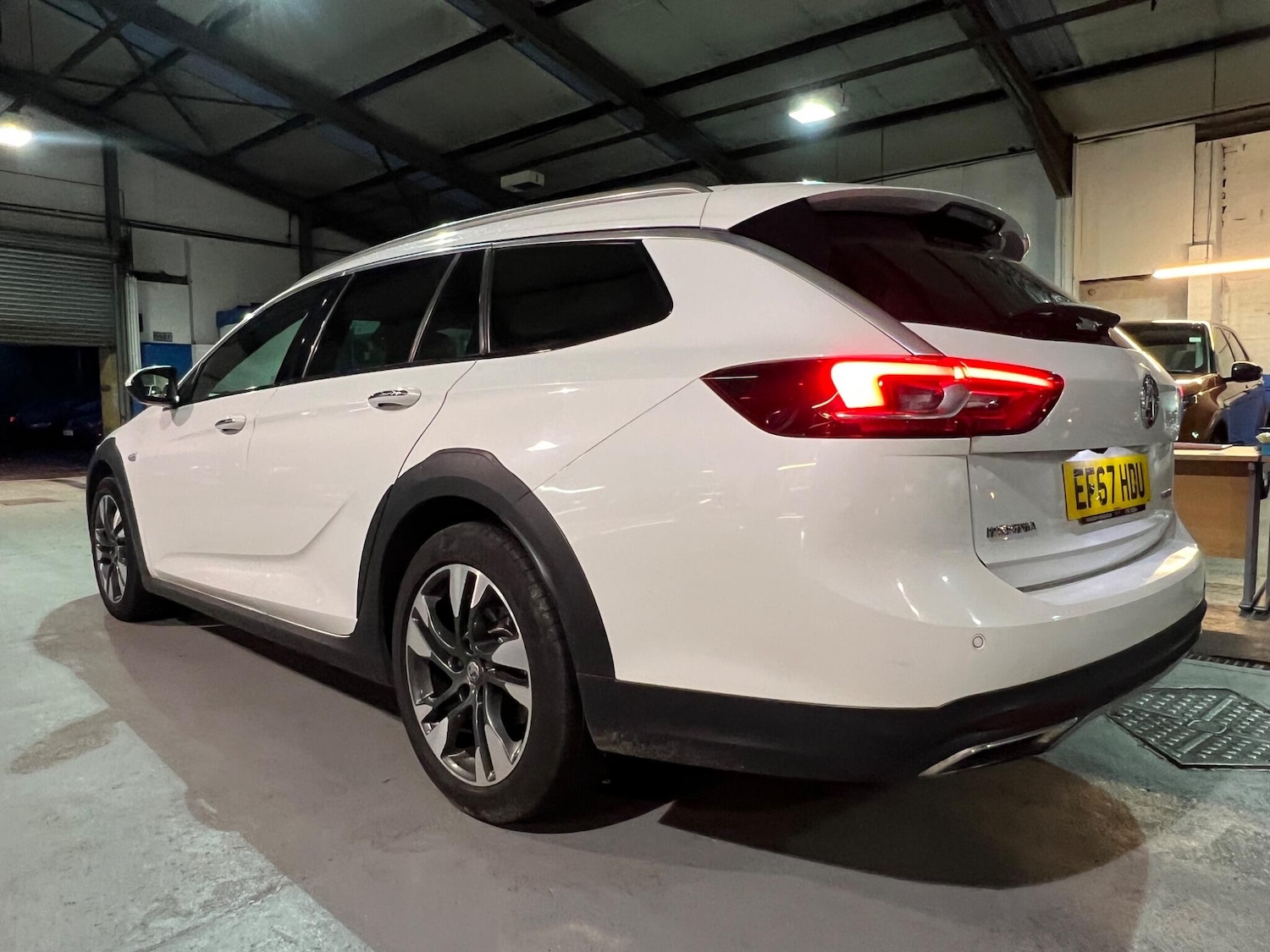 Used Vauxhall Insignia 2018 for sale - 77155923: Photo 13