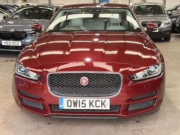 Used Jaguar XE 2015 for sale - 79621368: Photo