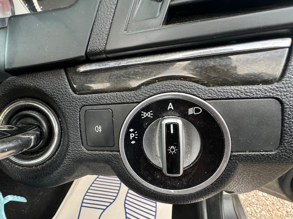 Used Mercedes-Benz E-Class 2011 for sale - 76246755: Photo 18