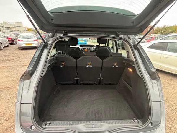 Used Citroen C4 Picasso 2015 for sale - 76300706: Photo 27