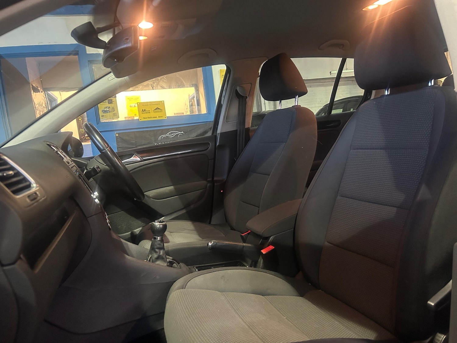 Used Volkswagen Golf 2012 for sale - 77305468: Photo 12