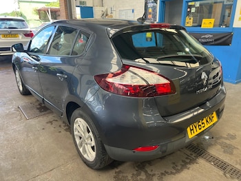 Used Renault Megane 2015 for sale - 78560981: Photo