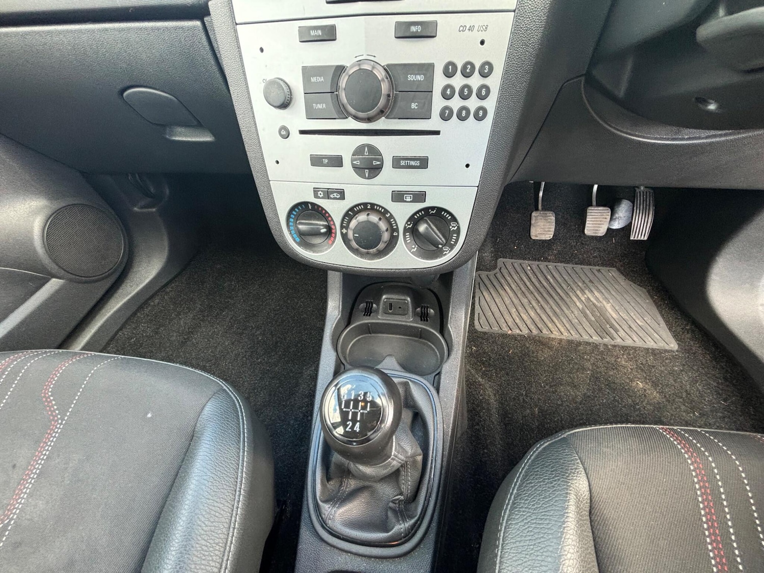 Used Vauxhall Corsa 2012 for sale - 76200451: Photo 17