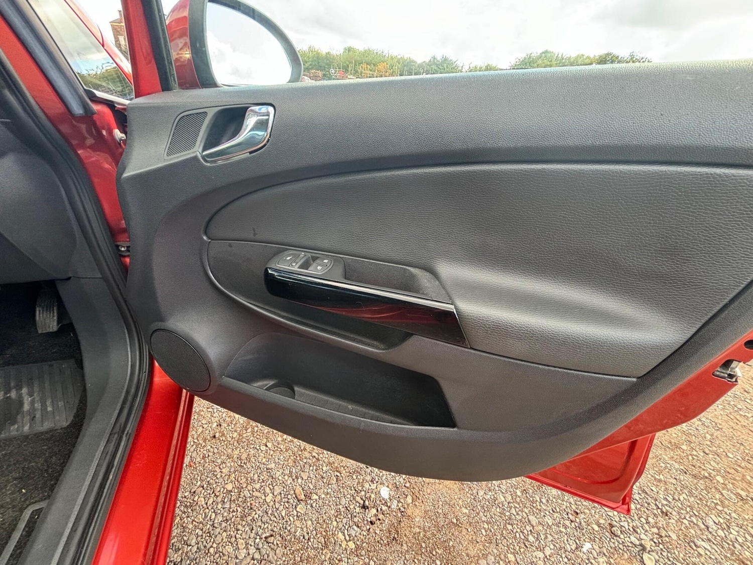 Used Vauxhall Corsa 2012 for sale - 76200451: Photo 26