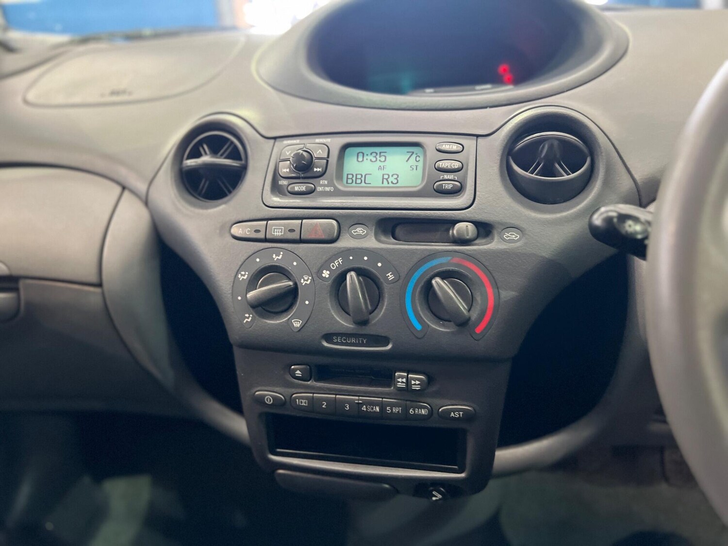 Used Toyota Yaris for sale - 77538470: Photo 12