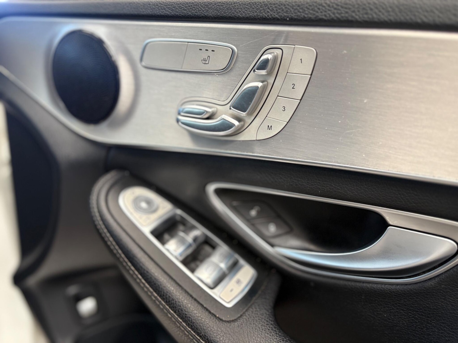 Used Mercedes-Benz C Class 2017 for sale - 78033889: Photo 12