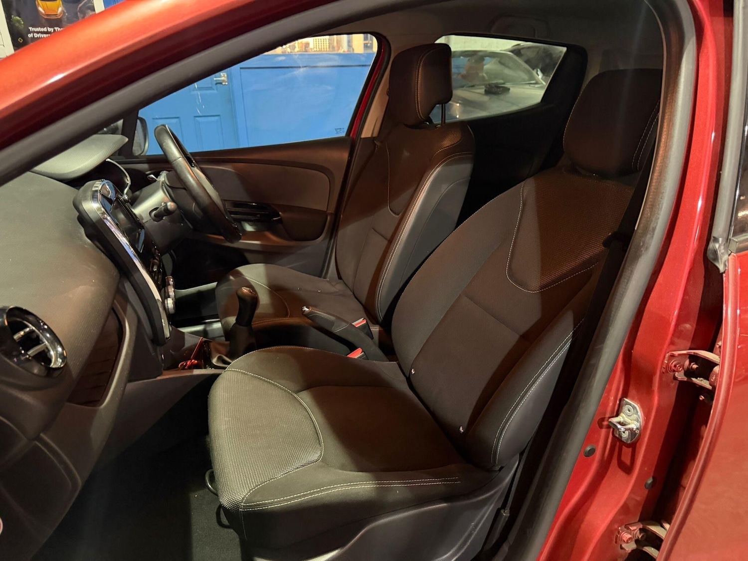 Used Renault Clio 2013 for sale - 77155334: Photo 11