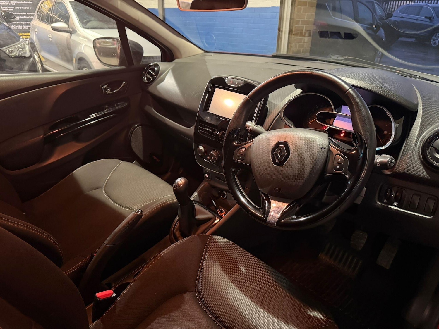 Used Renault Clio 2013 for sale - 77155334: Photo 12