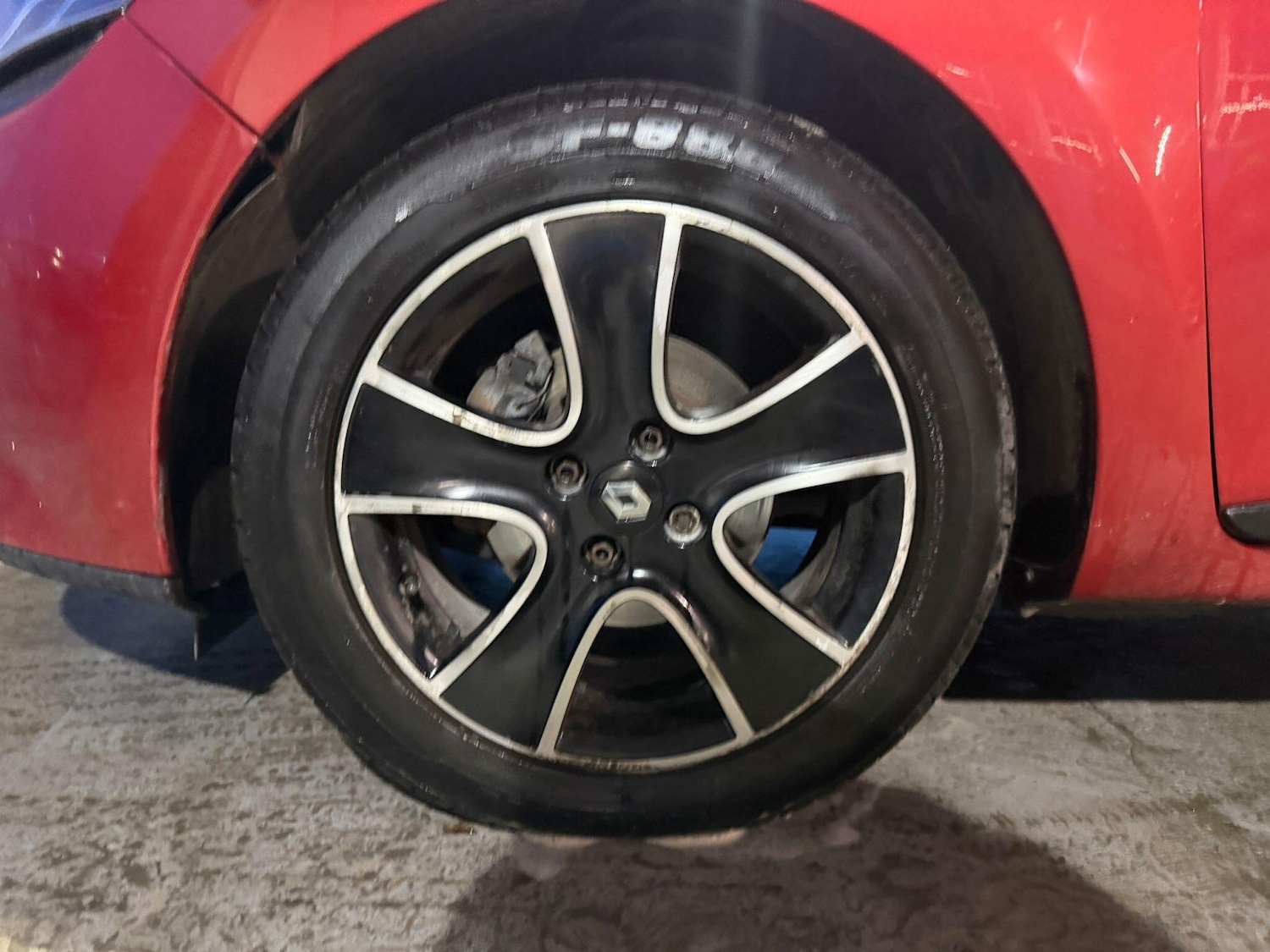 Used Renault Clio 2013 for sale - 77155334: Photo 24