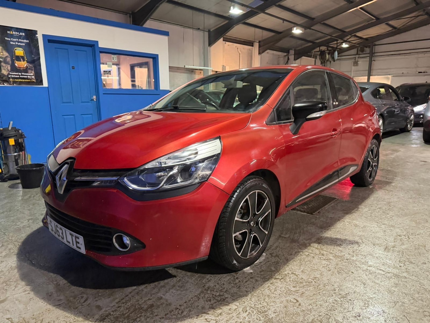 Used Renault Clio 2013 for sale - 77155334: Photo 4