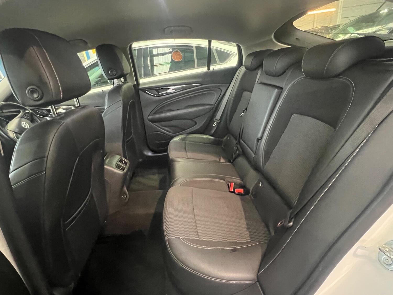 Used Vauxhall Insignia 2018 for sale - 77305756: Photo 19