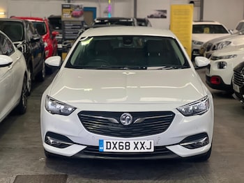 Used Vauxhall Insignia 2018 for sale - 77305756: Photo