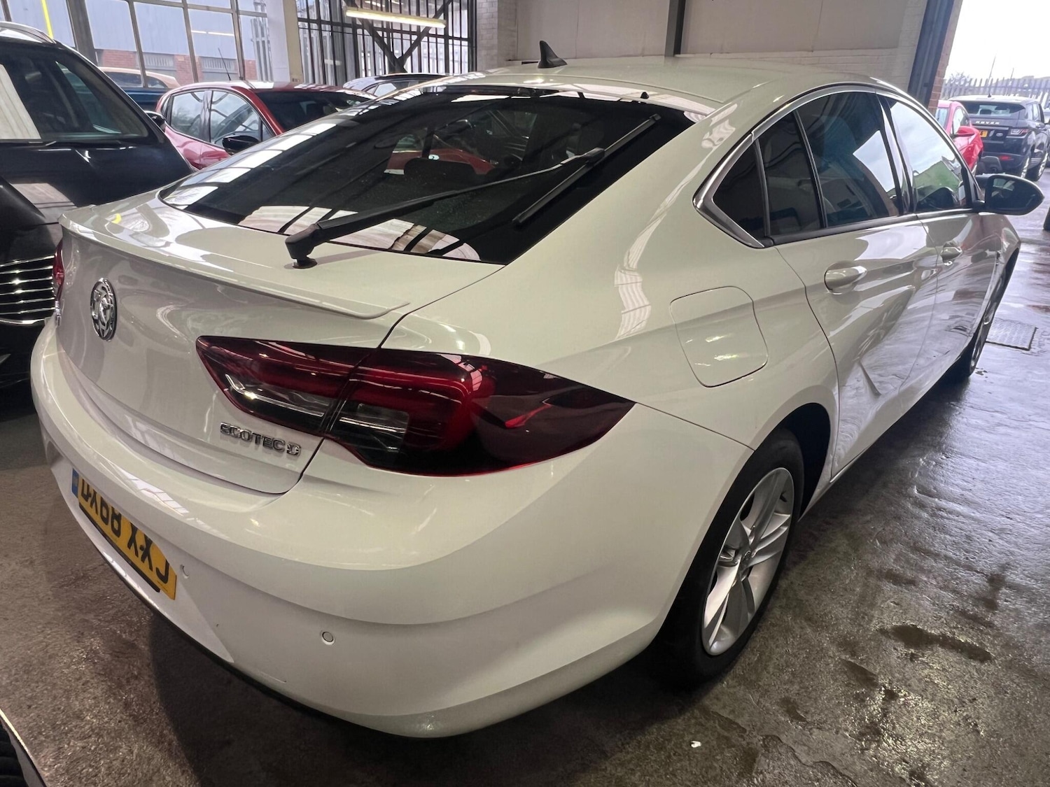 Used Vauxhall Insignia 2018 for sale - 77305756: Photo 6
