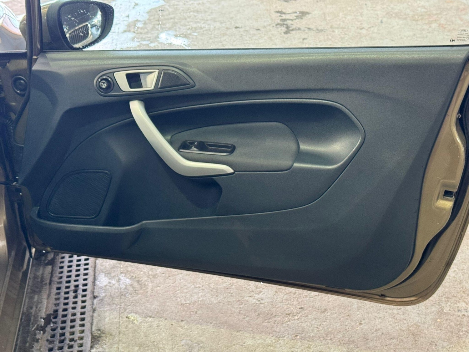 Used Ford Fiesta 2011 for sale - 78019805: Photo 18