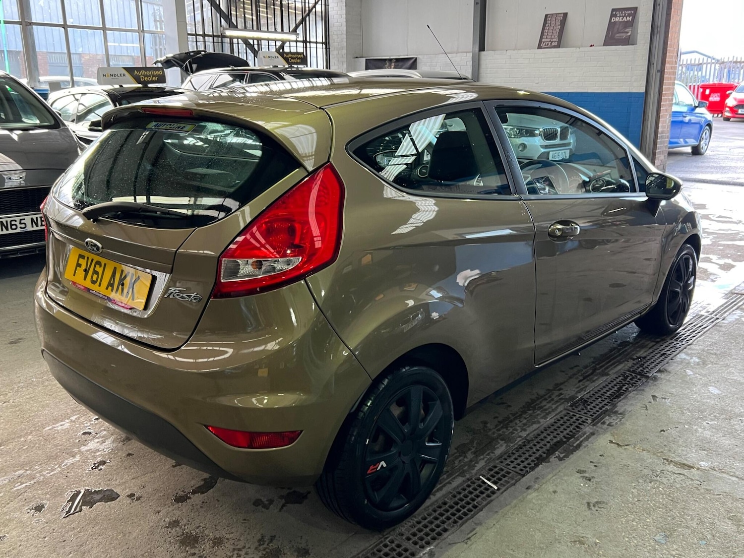 Used Ford Fiesta 2011 for sale - 78019805: Photo 9