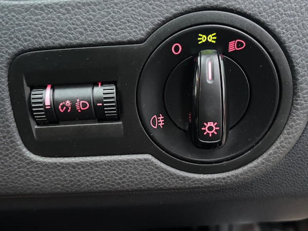 Used Volkswagen Polo 2014 for sale - 76269627: Photo 14
