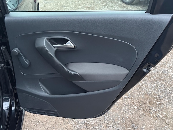 Used Volkswagen Polo 2014 for sale - 76269627: Photo 15
