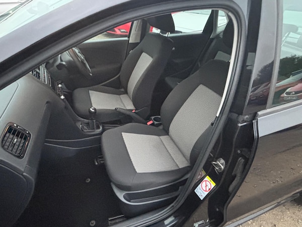 Used Volkswagen Polo 2014 for sale - 76269627: Photo 21