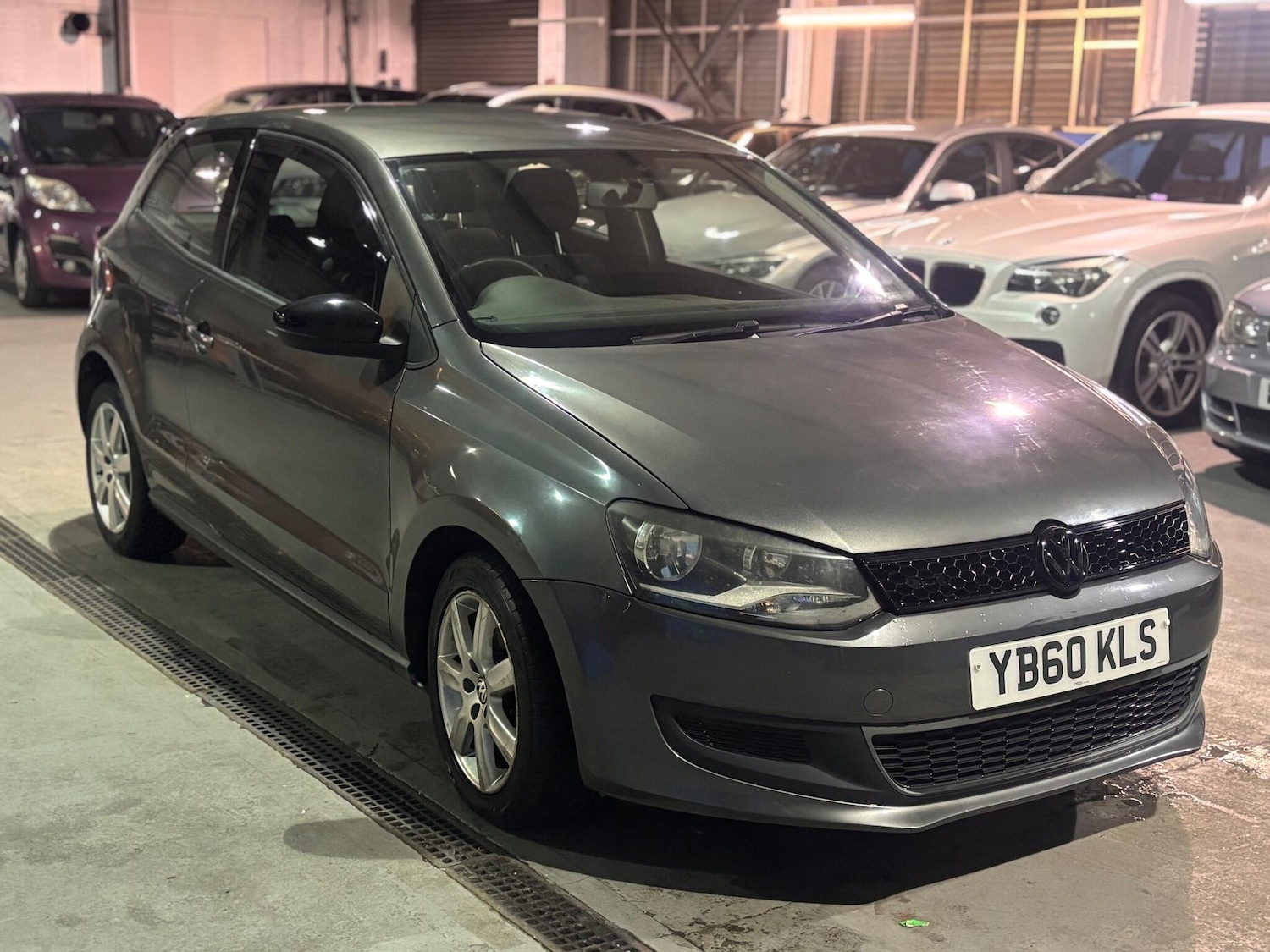 Used Volkswagen Polo 2011 for sale - 76759613: Photo 1