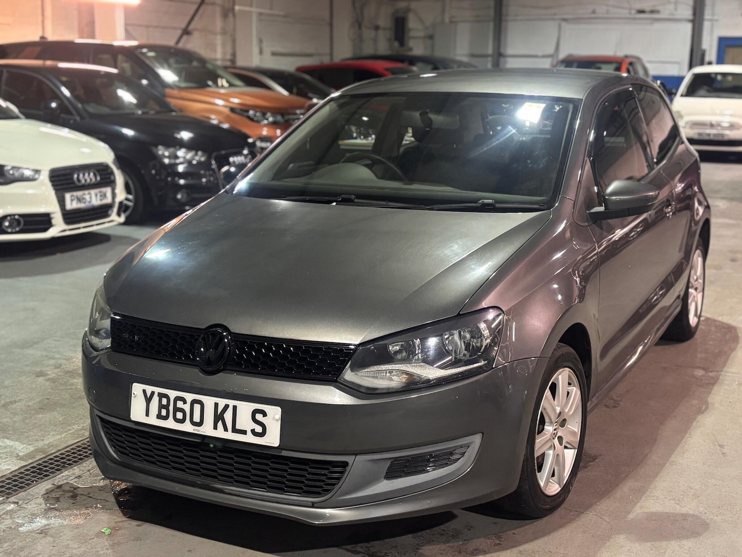 Used Volkswagen Polo 2011 for sale - 76759613: Photo 3