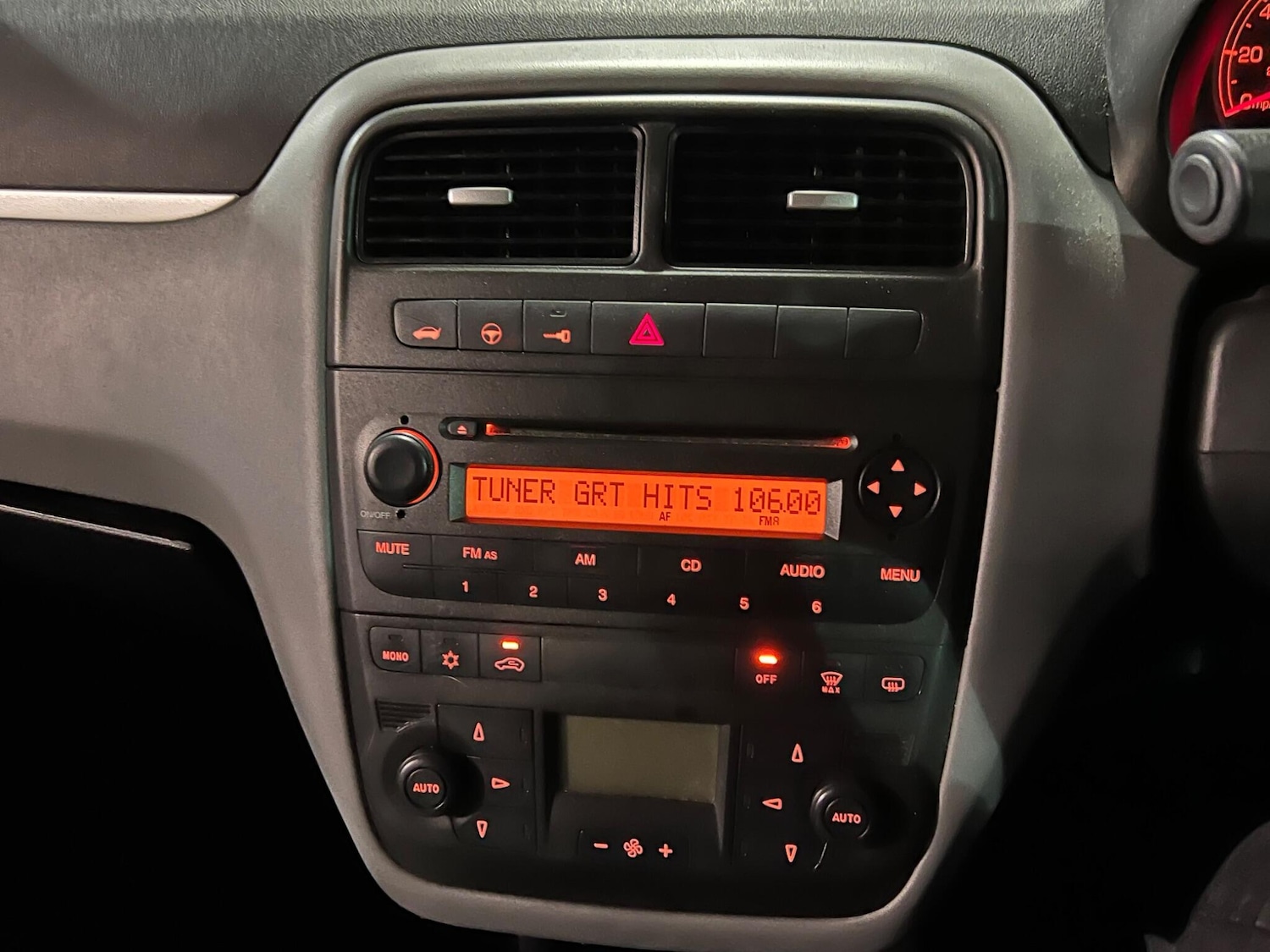 Used Fiat Grande Punto 2008 for sale - 77050239: Photo 21