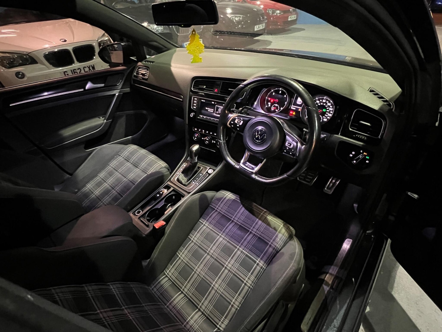 Used Volkswagen Golf 2016 for sale - 76666837: Photo 23