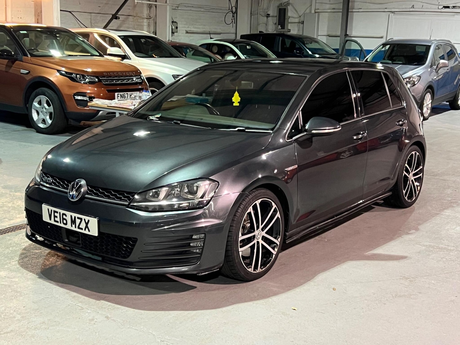 Used Volkswagen Golf 2016 for sale - 76666837: Photo 3