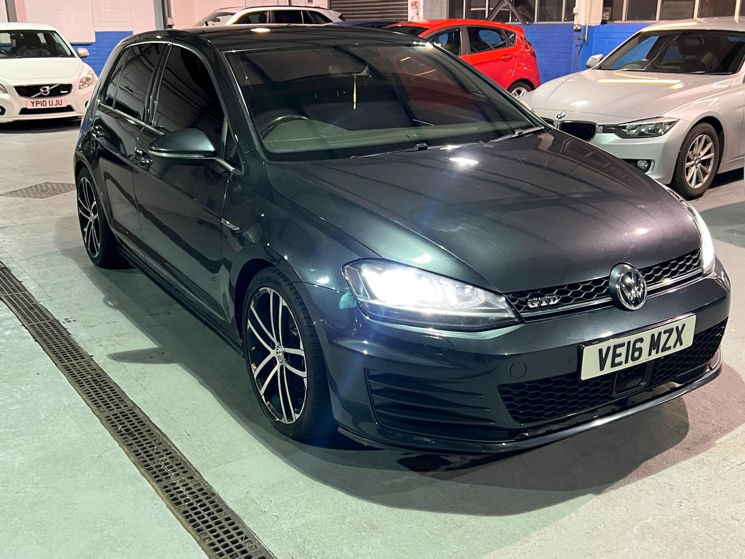 Used Volkswagen Golf 2016 for sale - 76666837: Photo 6