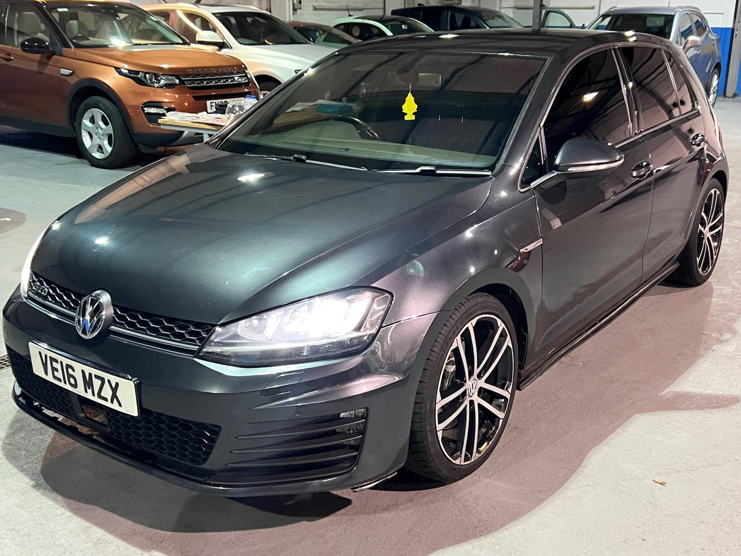 Used Volkswagen Golf 2016 for sale - 76666837: Photo 8