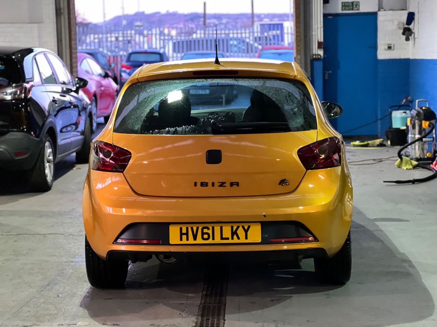 Used SEAT Ibiza 2011 for sale - 76935966: Photo 11