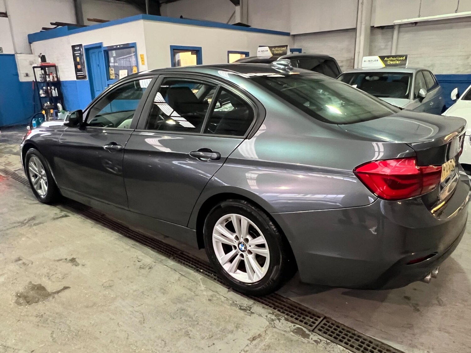 Used BMW 3 Series for sale - 77537200: Photo 13