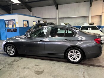 Used BMW 3 Series 2015 for sale - 77537200: Photo
