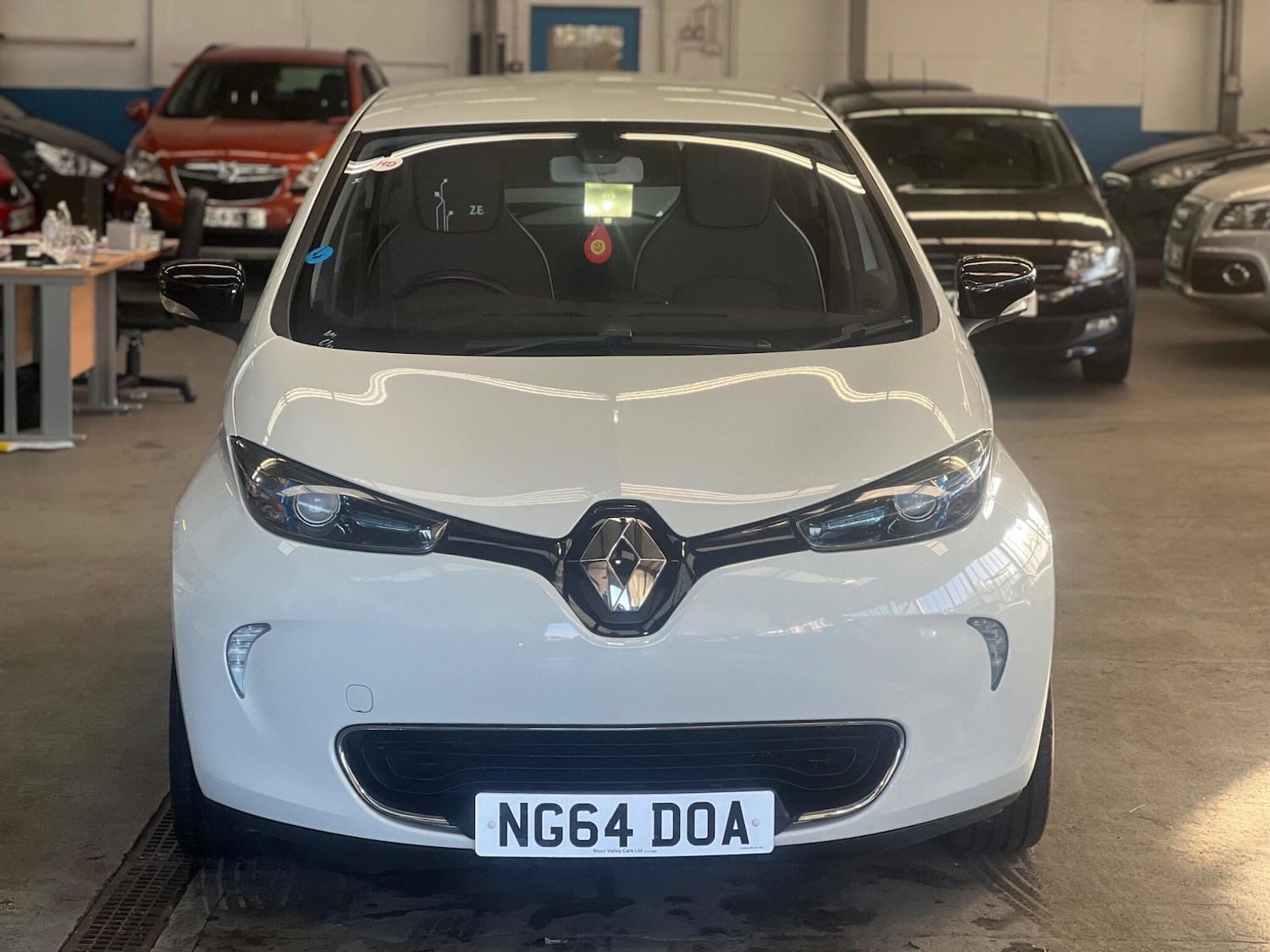 Used Renault Zoe for sale - 76839654: Photo 2
