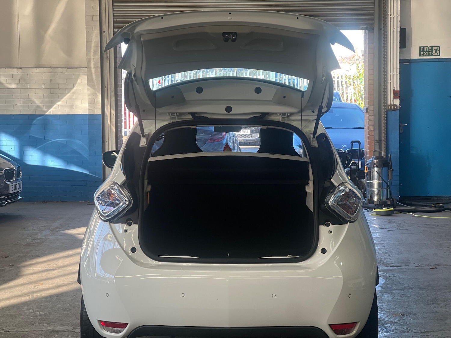 Used Renault Zoe for sale - 76839654: Photo 33