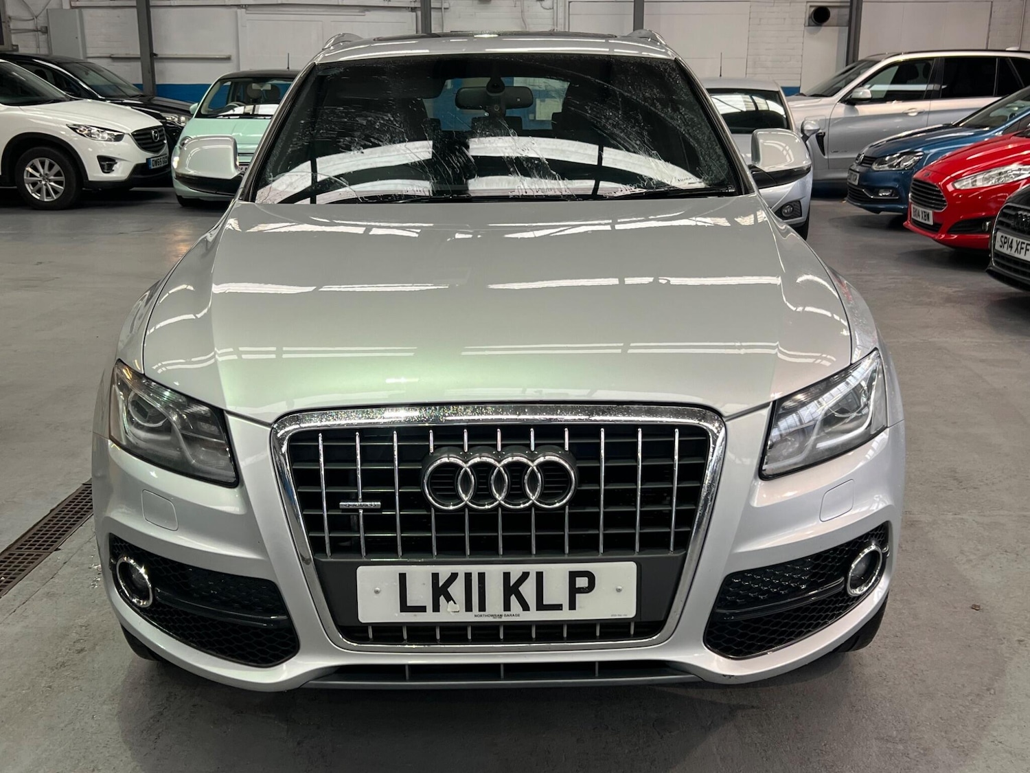 Used Audi Q5 2011 for sale - 77238346: Photo 2