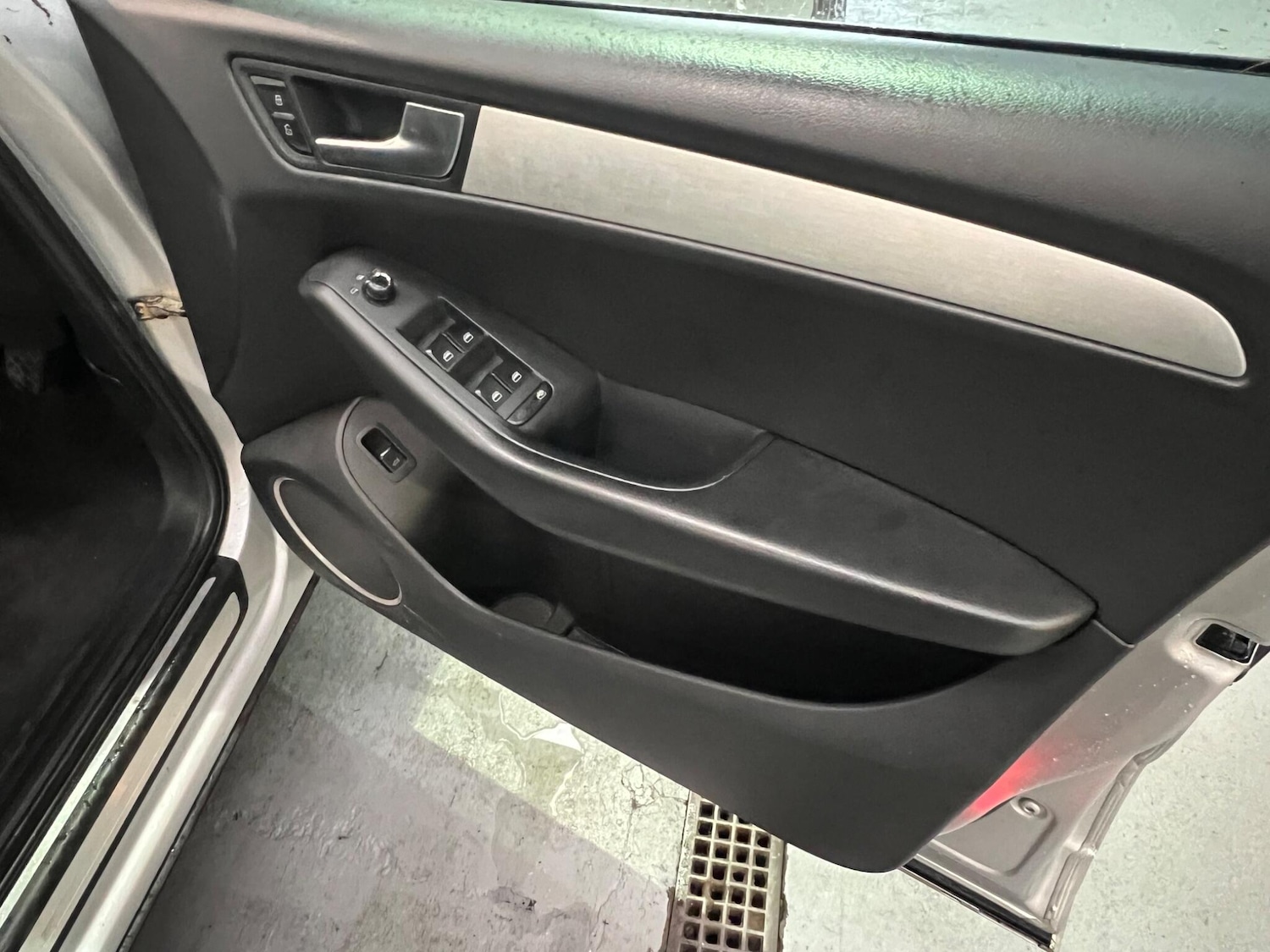 Used Audi Q5 2011 for sale - 77238346: Photo 26