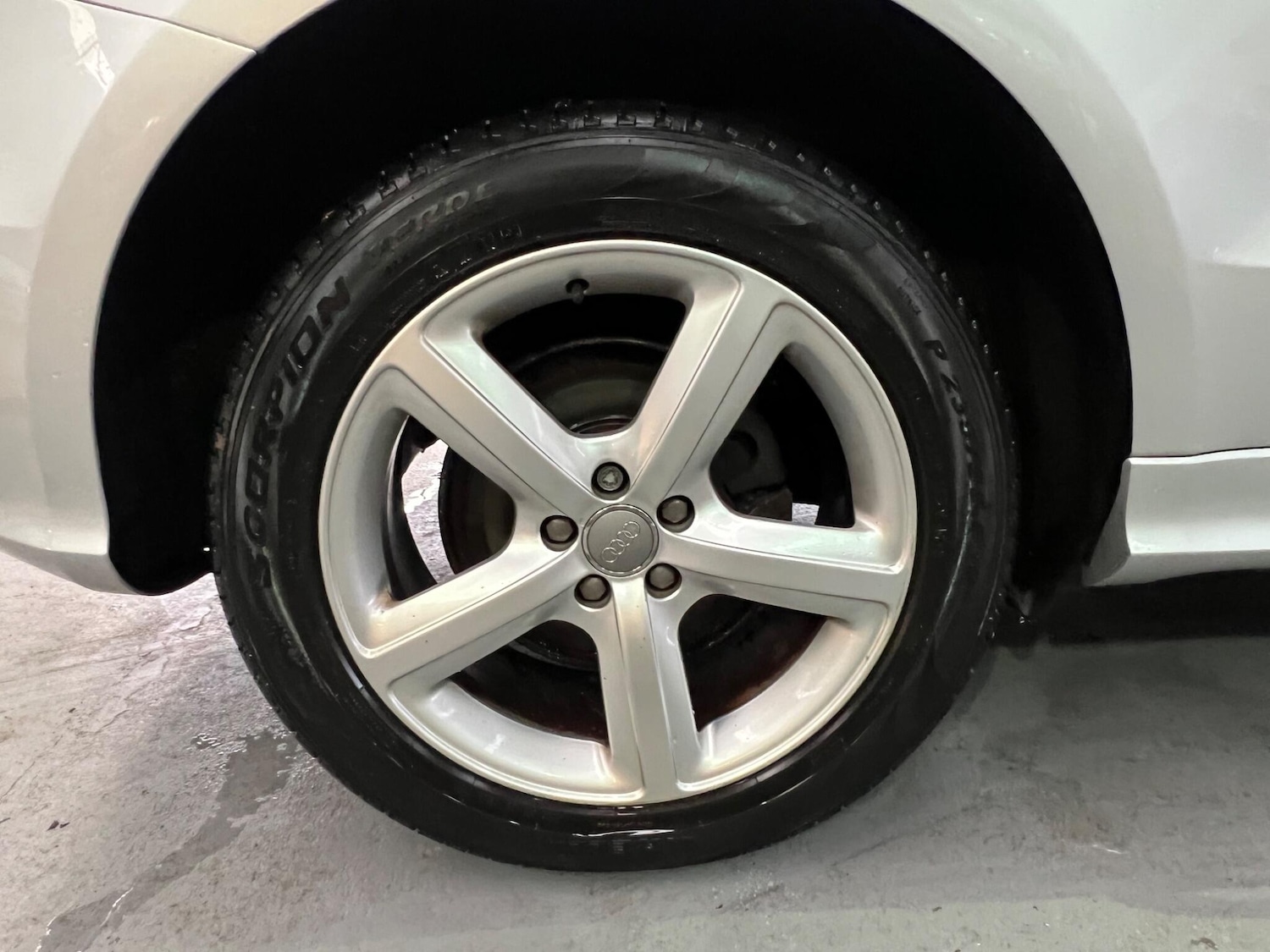 Used Audi Q5 2011 for sale - 77238346: Photo 27